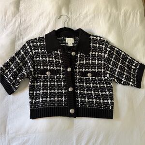 Black and White Short Sleeve Sweater
